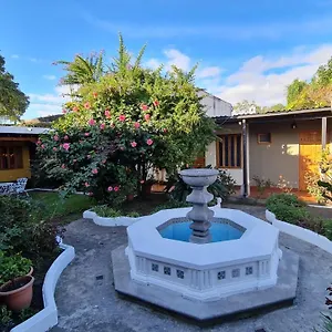 https://hotel-san-jorge.guatemalaantiguahotels.com